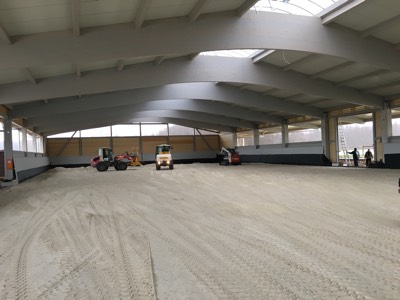 Reitanlage Innenansicht Einbau Reitboden